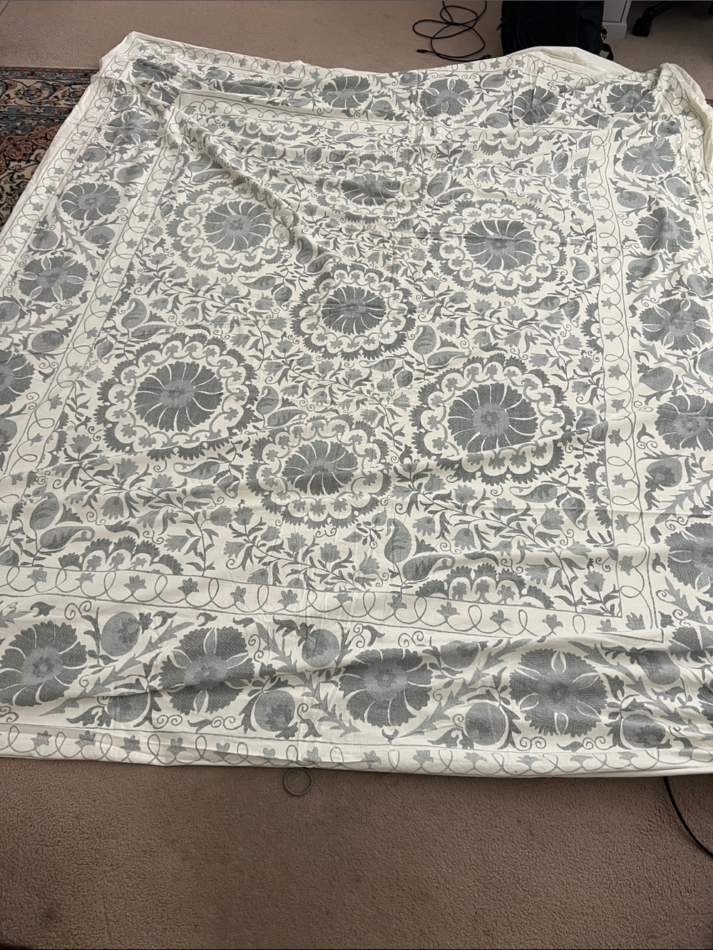 Pottery Barn Gray and White Tula Suzani King duvet cover
